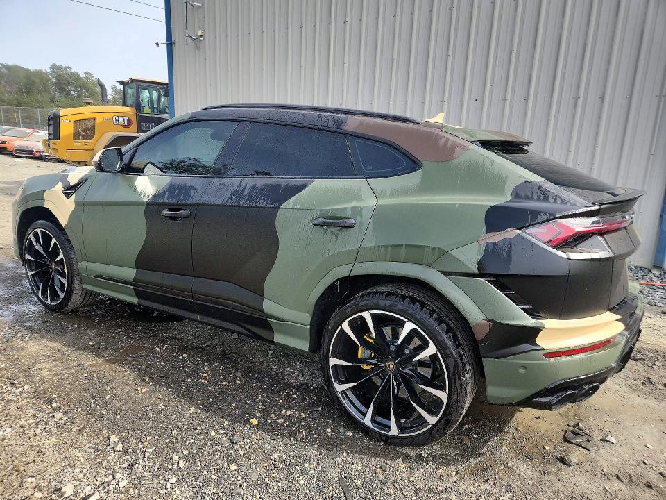 Photo 2 from auction – 2024 LAMBORGHINI URUS with VIN ZPBUB3ZL9RLA34159
