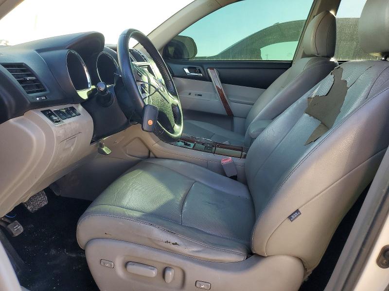 Снимка 7 от търг – 2011 TOYOTA HIGHLANDER с VIN 5TDYK3EH8BS042820