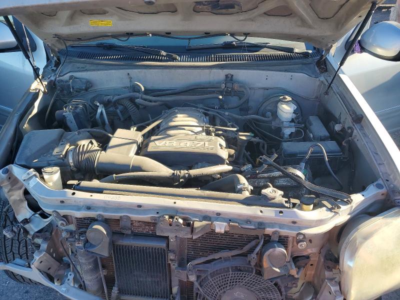 Photo 12 from auction – 2002 TOYOTA SEQUOIA with VIN 5TDZT34A22S123351