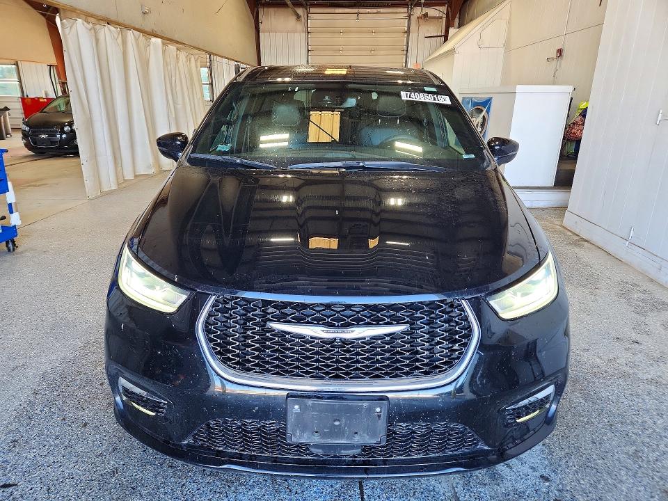Photo 5 from auction – 2025 CHRYSLER PACIFICA with VIN 2C4RC1BG9SR599245