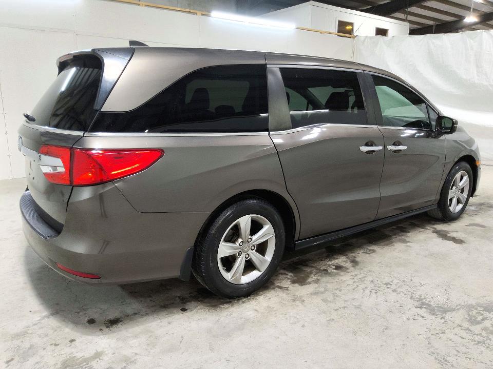 Снимка 3 от търг – 2020 HONDA ODYSSEY с VIN 5FNRL6H53LB064203