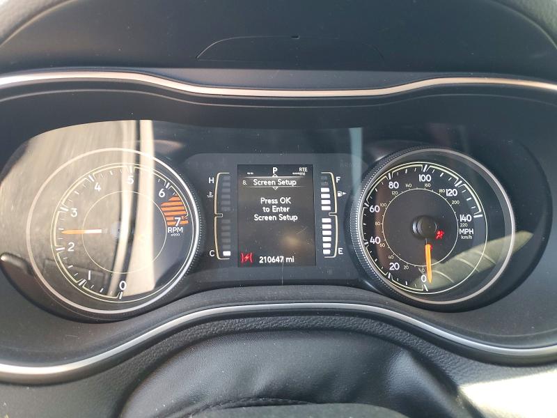 Zdjęcie 9 z aukcji – 2019 JEEP CHEROKEE z VIN 1C4PJLLB4KD151929
