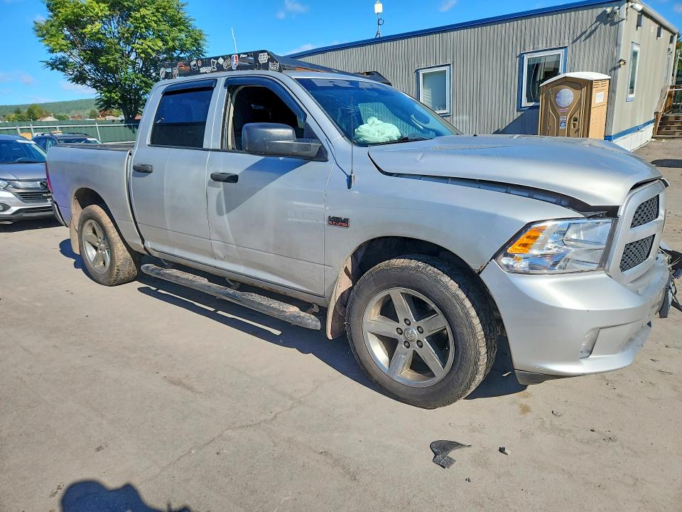 Снимка 4 от търг – 2016 RAM 1500 с VIN 1C6RR7KT0GS156851