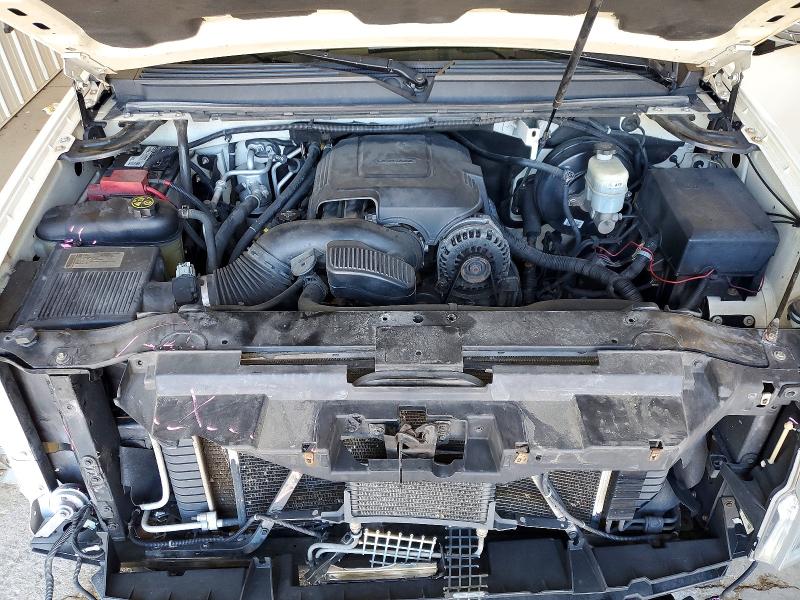 Photo 12 from auction – 2012 CADILLAC ESCALADE with VIN 1GYS4JEF8CR315266