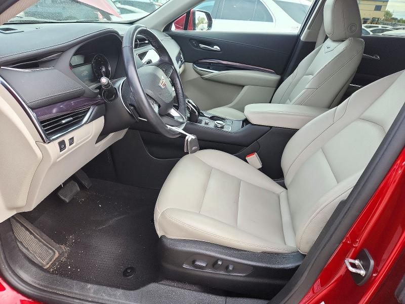 Foto 7 de la subasta – 2022 CADILLAC XT4 con VIN 1GYAZAR47NF154550