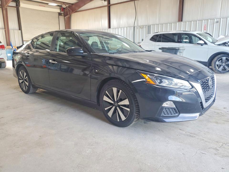 Photo 4 from auction – 2022 NISSAN ALTIMA with VIN 1N4BL4DV9NN310841