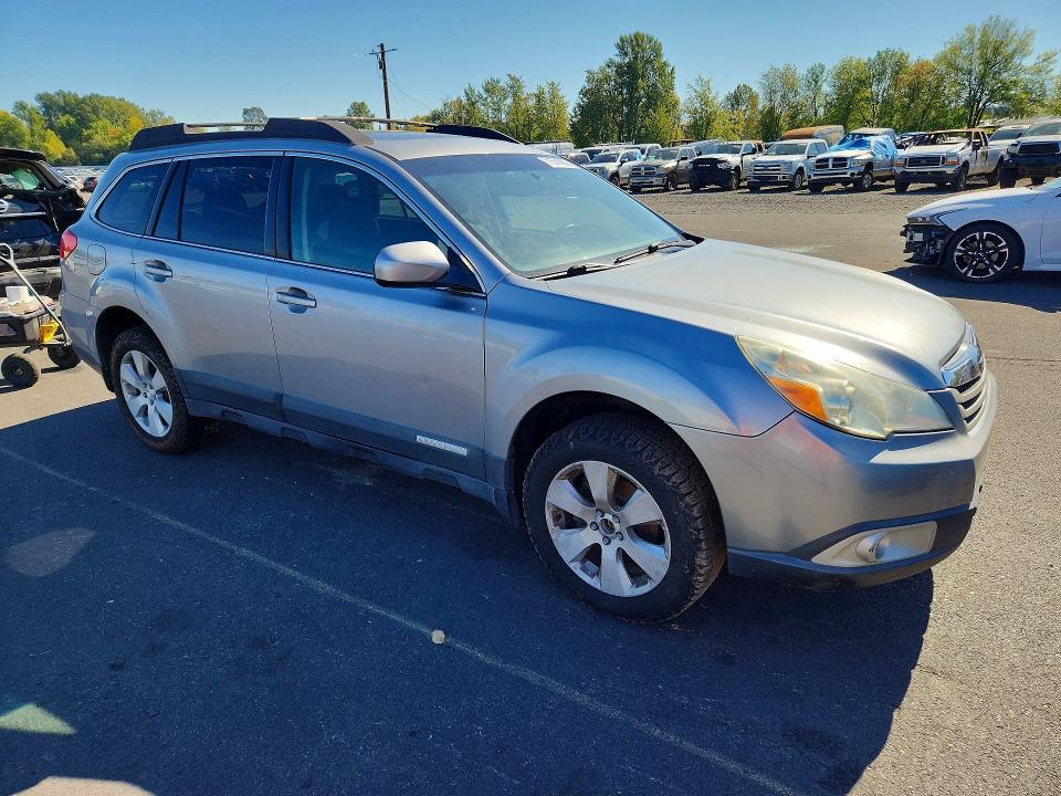صورة رقم 4 من المزاد - 2010 SUBARU OUTBACK مع VIN 4S4BRBGC8A3333066