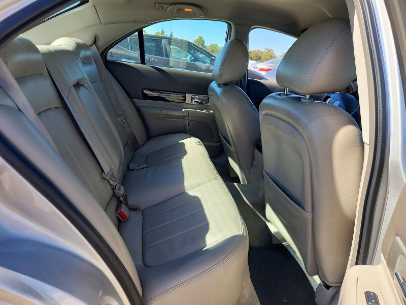 Foto 10 de la subasta – 2004 LINCOLN LS con VIN 1LNHM86SX4Y648978