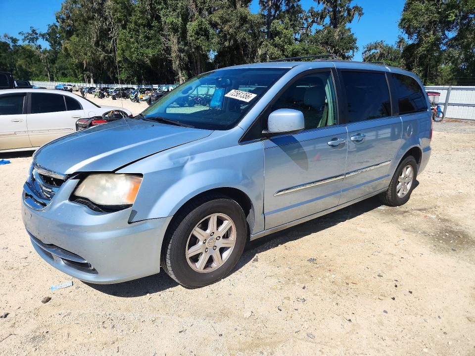 2013 CHRYSLER TOWN & COUNTRY - Търг №72561356