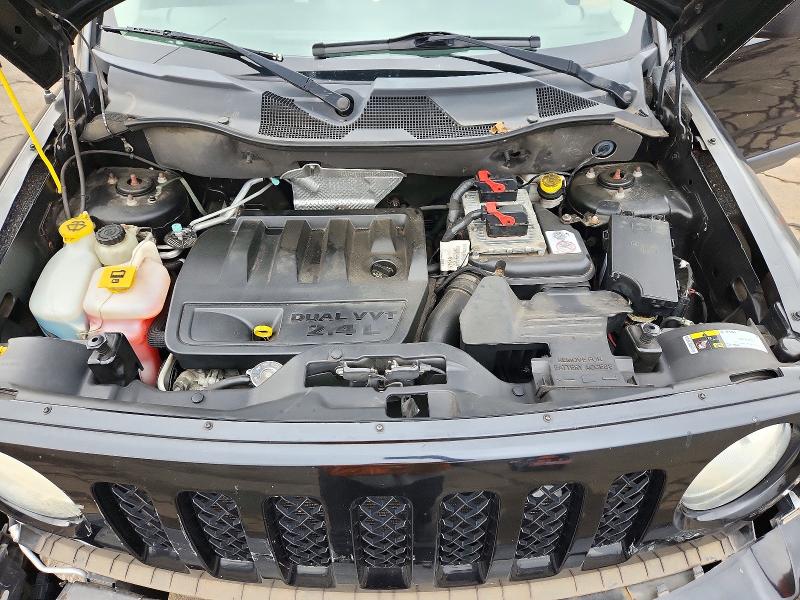Снимка 11 от търг – 2014 JEEP PATRIOT с VIN 1C4NJRBB1ED713253