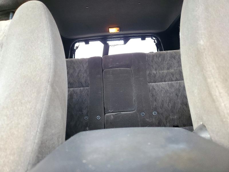 Снимка 10 от търг – 2000 NISSAN PATHFINDER с VIN JN8AR07Y7YW430174