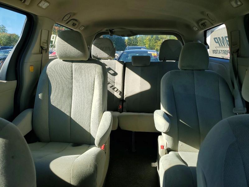 Photo 10 from auction – 2011 TOYOTA SIENNA with VIN 5TDZK3DCXBS030274