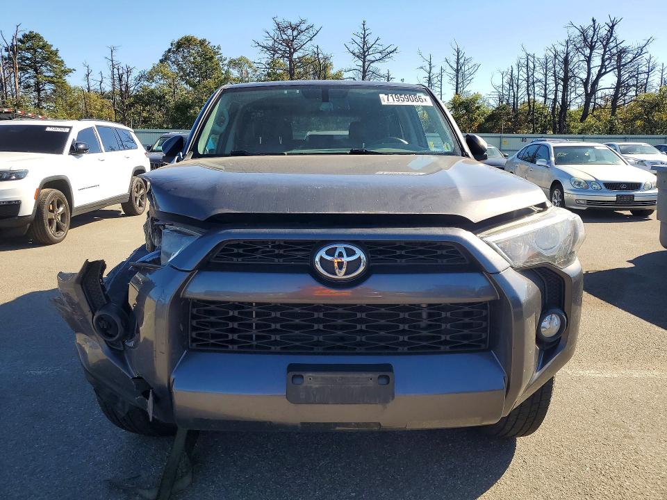 Photo 5 from auction – 2015 TOYOTA 4RUNNER with VIN JTEBU5JR4F5276325