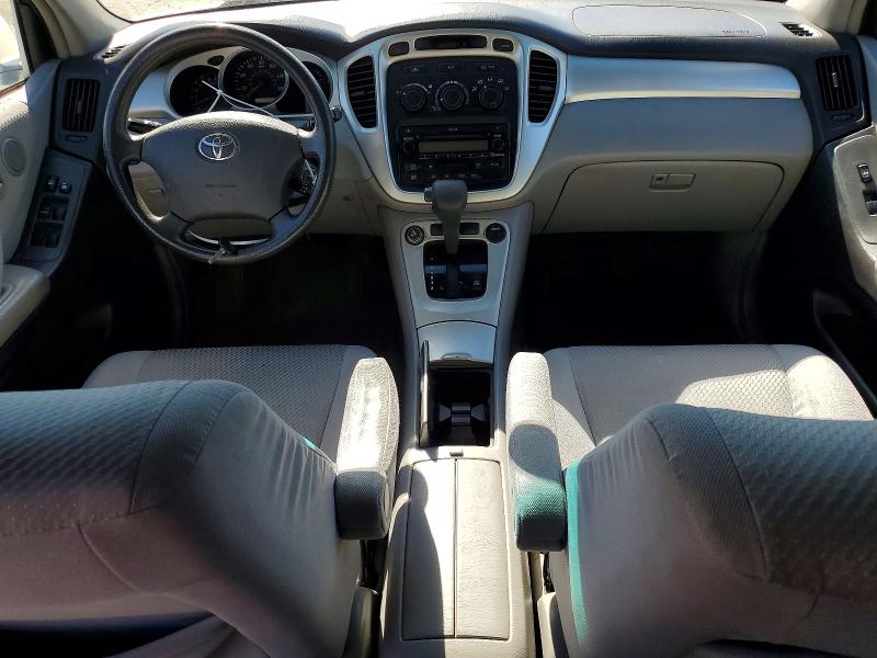 Снимка 8 от търг – 2005 TOYOTA HIGHLANDER с VIN JTEEP21A250087973