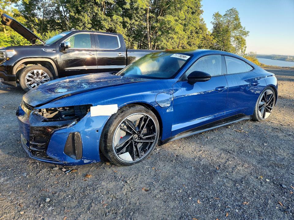 Снимка 1 от търг – 2024 AUDI RS E-TRON GT с VIN WAUBHBFW3R7900076