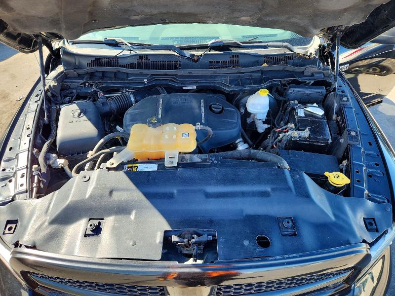 Снимка 11 от търг – 2016 RAM 1500 с VIN 1C6RR7FM1GS168817