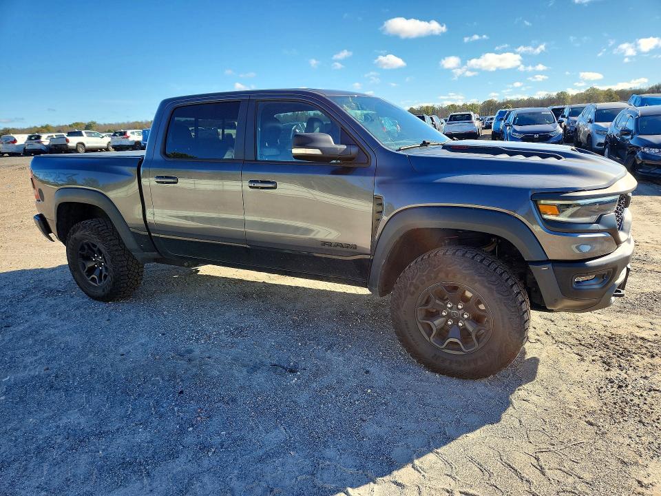 Photo 4 from auction – 2022 RAM 1500 with VIN 1C6SRFU92NN186846
