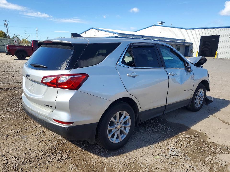 Снимка 3 от търг – 2021 CHEVROLET EQUINOX с VIN 3GNAXUEV5MS172347