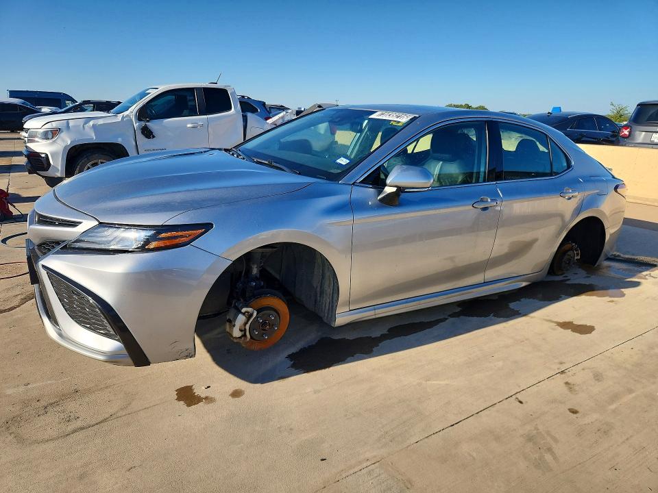 Снимка 1 от търг – 2023 TOYOTA CAMRY с VIN 4T1K61AK8PU779613