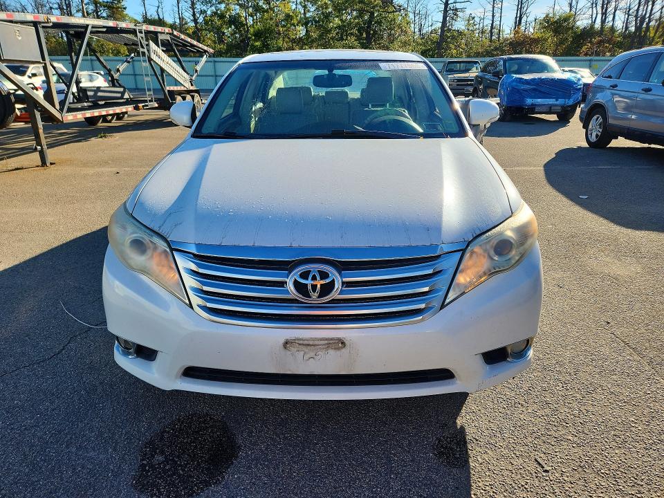 Снимка 5 от търг – 2011 TOYOTA AVALON с VIN 4T1BK3DB9BU412814