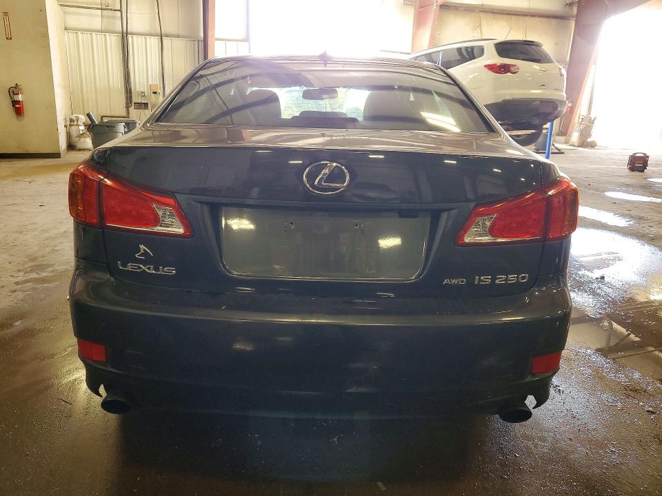Снимка 6 от търг – 2009 LEXUS IS с VIN JTHCK262095029055
