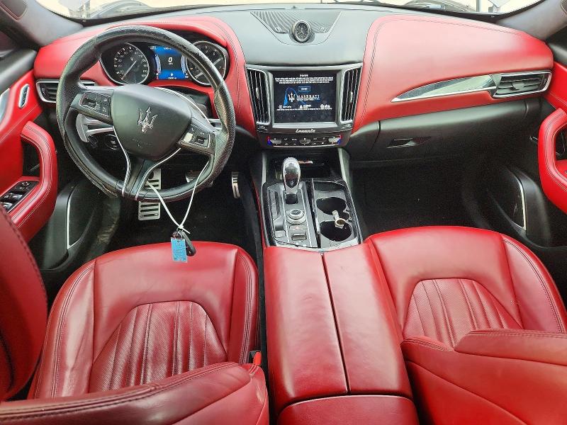 Фото 8 с аукциона – 2017 MASERATI LEVANTE с VIN ZN661XUS8HX222606