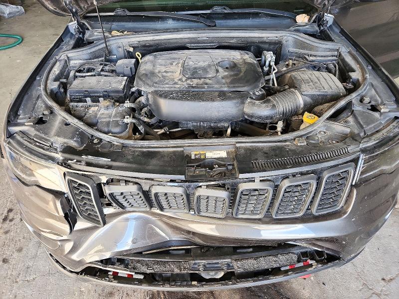 Снимка 11 от търг – 2018 JEEP GRAND CHEROKEE с VIN 1C4RJFLG7JC453371