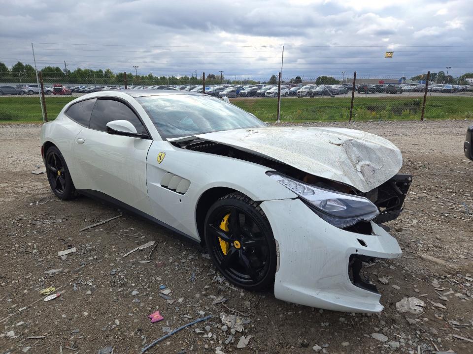 Снимка 4 от търг – 2018 FERRARI GTC4 LUSSO с VIN ZFF82WNA0J0237317