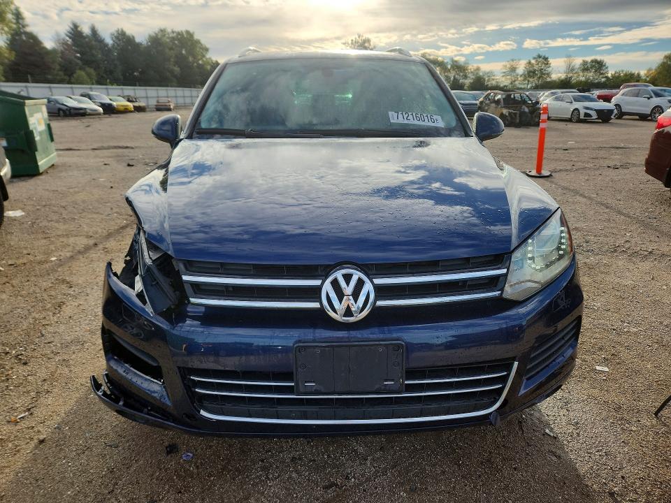 Снимка 5 от търг – 2013 VOLKSWAGEN TOUAREG с VIN WVGEF9BPXDD004313