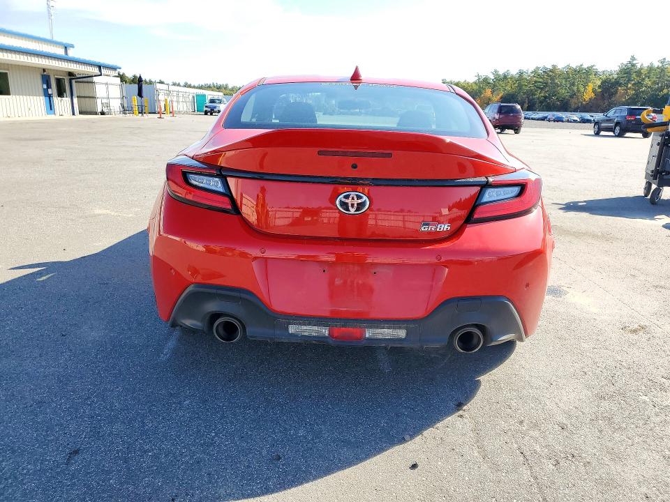 Photo 6 from auction – 2025 TOYOTA GR86 with VIN JF1ZNBE12S8755845