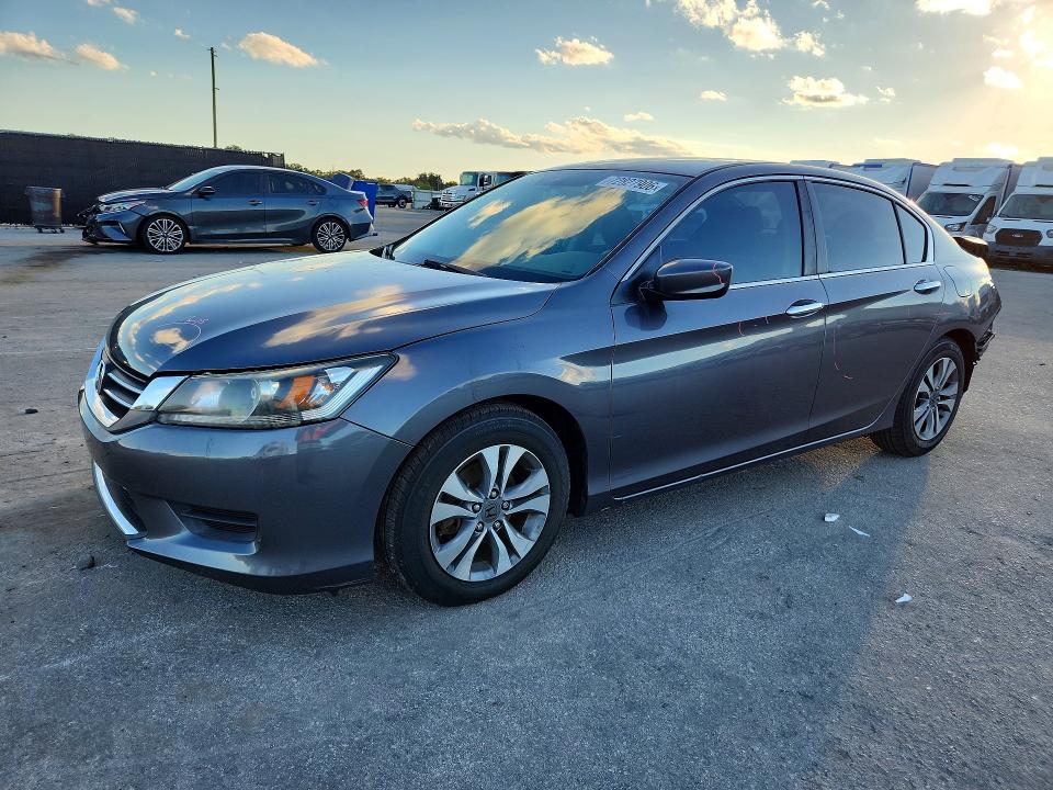 HONDA ACCORD 2014 с VIN 1HGCR2F39EA156685 - Снимка от търг