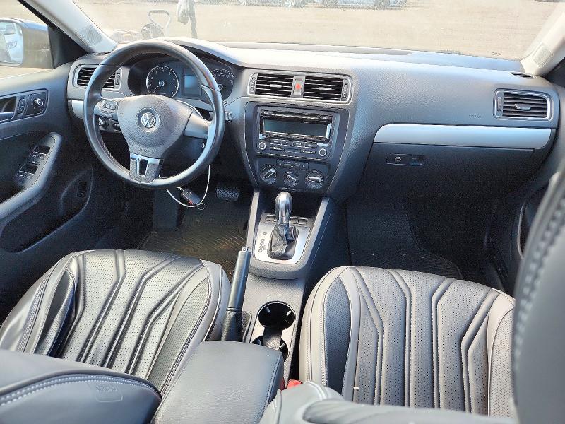 Снимка 8 от търг – 2013 VOLKSWAGEN JETTA с VIN 3VWDP7AJ4DM421460