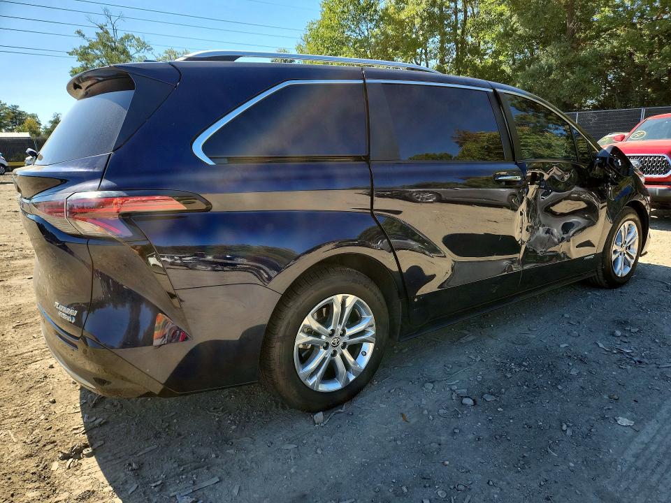 Снимка 3 от търг – 2021 TOYOTA SIENNA с VIN 5TDESKFC2MS004552