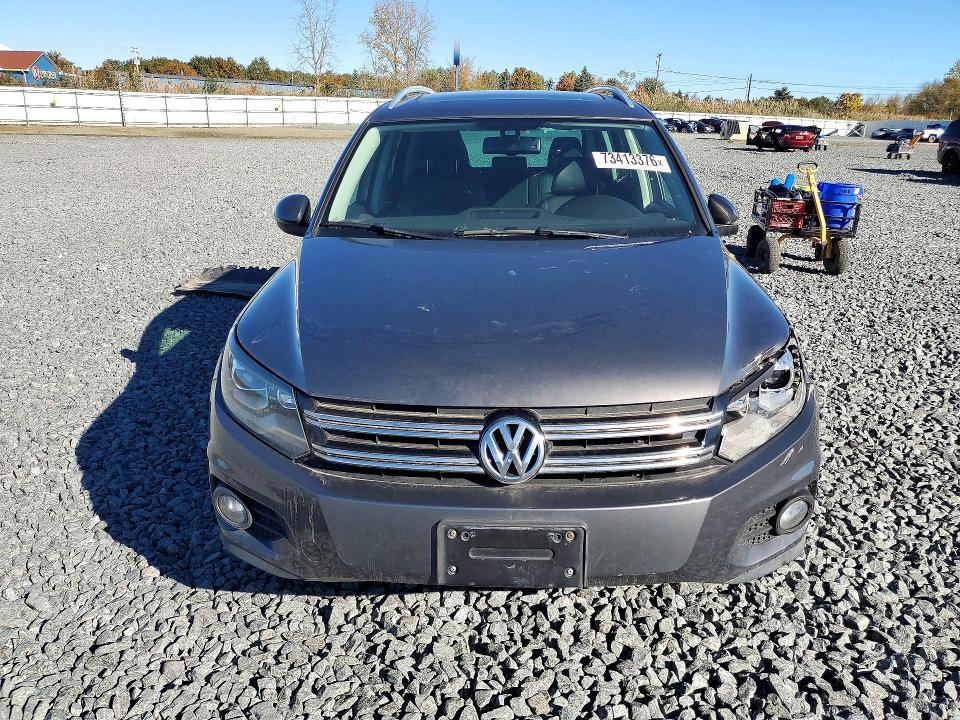Снимка 5 от търг – 2016 VOLKSWAGEN TIGUAN с VIN WVGBV7AX6GW581019