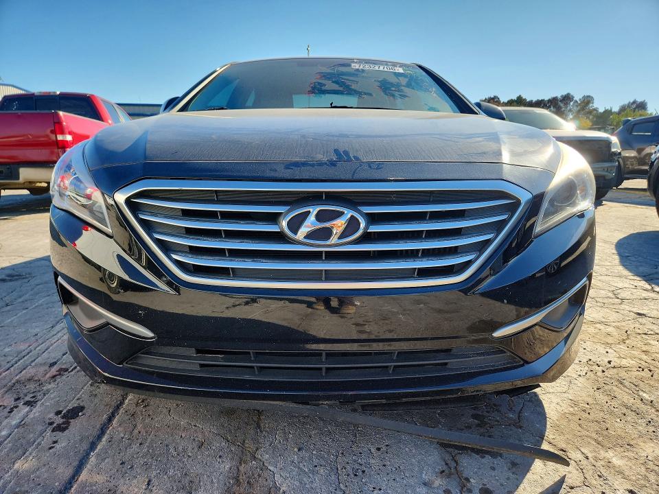 Photo 5 from auction – 2017 HYUNDAI SONATA with VIN 5NPE24AA1HH537411