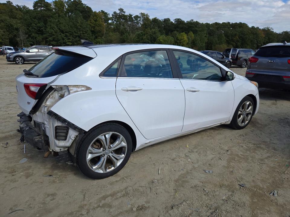 Снимка 3 от търг – 2013 HYUNDAI ELANTRA GT с VIN KMHD35LE3DU113836
