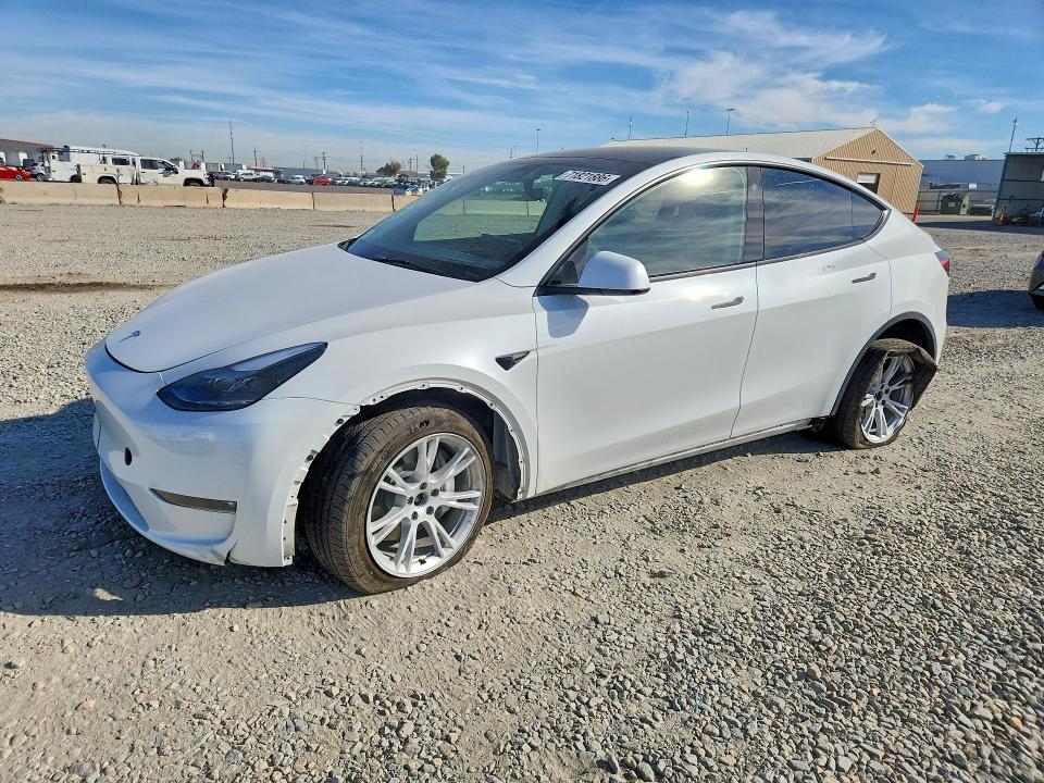Photo 1 from auction – 2023 TESLA MODEL Y with VIN 7SAYGDEE8PF713169