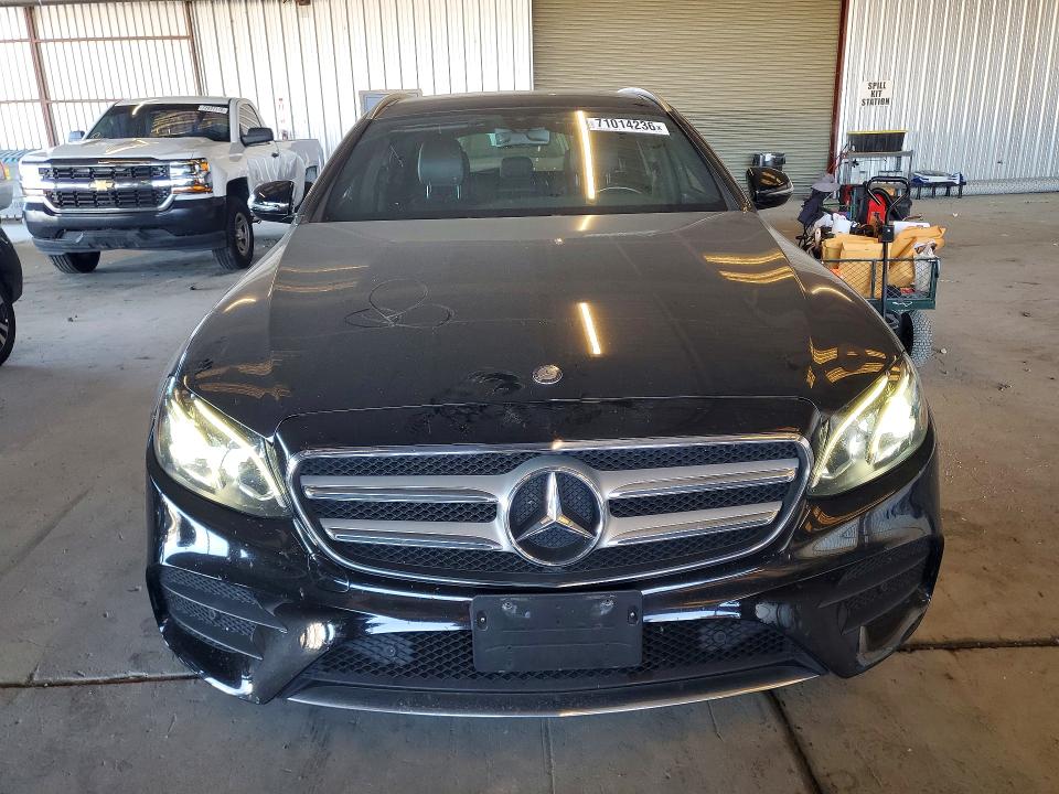 Photo 5 from auction – 2017 MERCEDES-BENZ E with VIN WDDZH6GB8HA136298