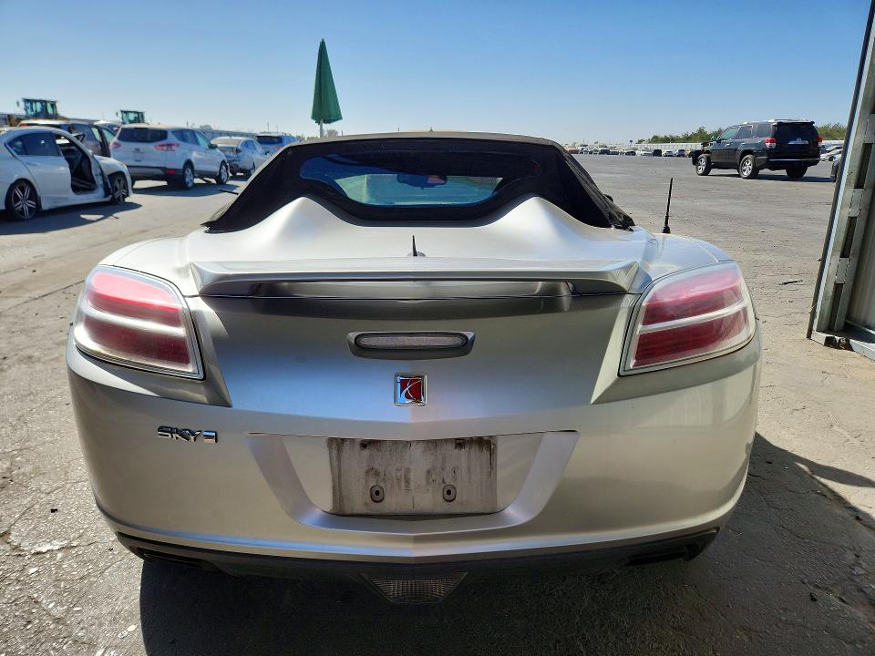Снимка 6 от търг – 2007 SATURN SKY с VIN 1G8MG35X87Y136418