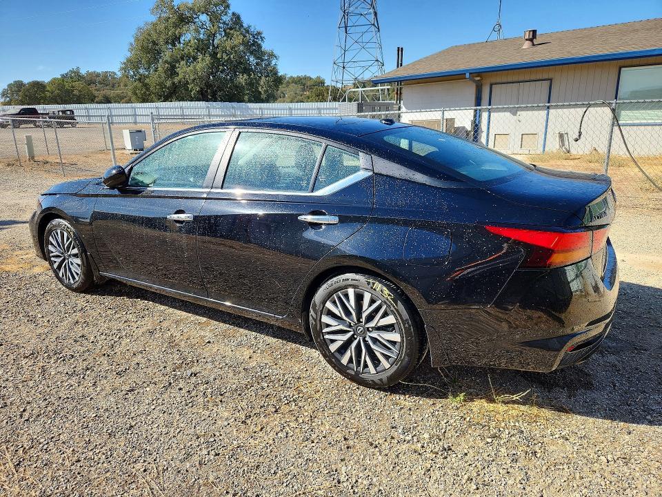 Photo 2 from auction – 2024 NISSAN ALTIMA with VIN 1N4BL4DV6RN415066