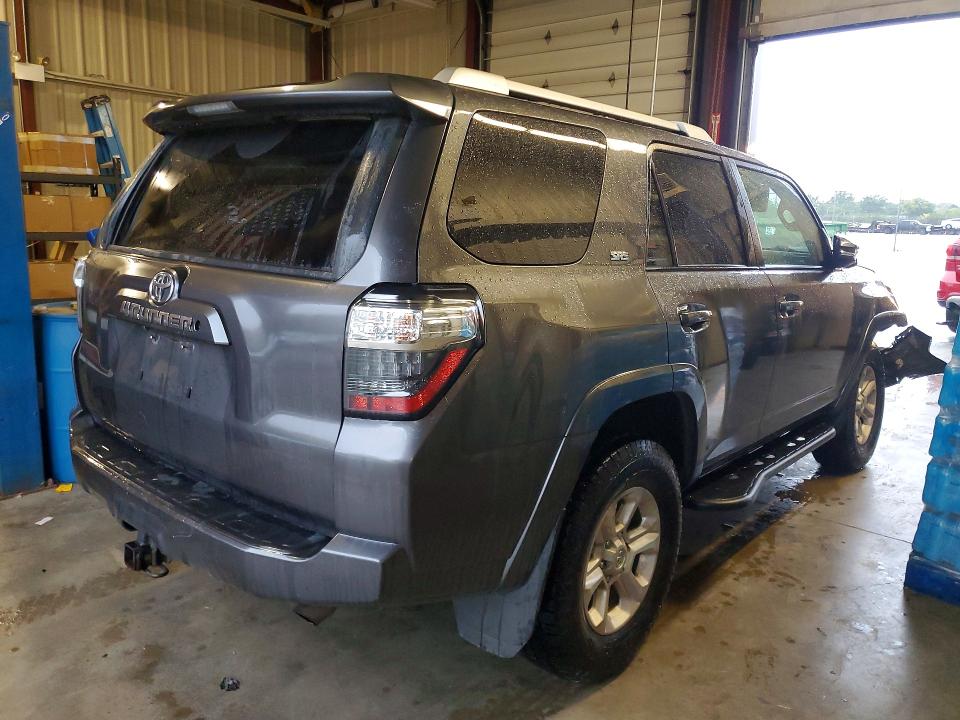 Снимка 3 от търг – 2014 TOYOTA 4RUNNER с VIN JTEBU5JR9E5174825
