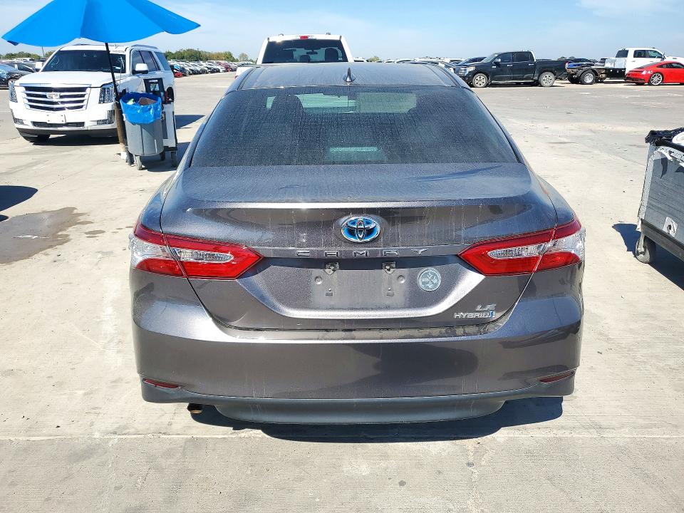 Снимка 6 от търг – 2019 TOYOTA CAMRY с VIN 4T1B31HK8KU517419