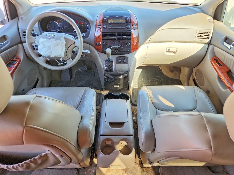 Снимка 8 от търг – 2010 TOYOTA SIENNA с VIN 5TDDK4CC5AS031283