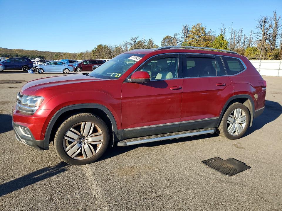 Снимка 1 от търг – 2018 VOLKSWAGEN ATLAS с VIN 1V2NR2CAXJC540532