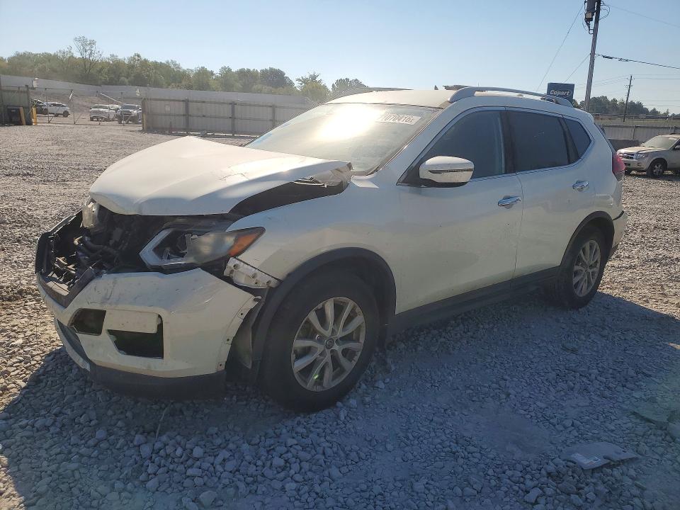 NISSAN ROGUE 2018 with VIN 5N1AT2MT6JC798334 - Photo from auction