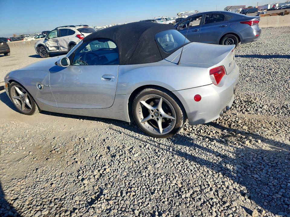 Photo 2 from auction – 2006 BMW Z4 with VIN 4USBU53586LW91507