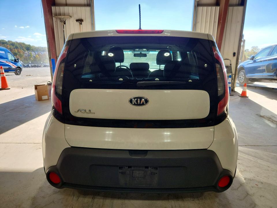 Снимка 6 от търг – 2016 KIA SOUL с VIN KNDJN2A24G7399885