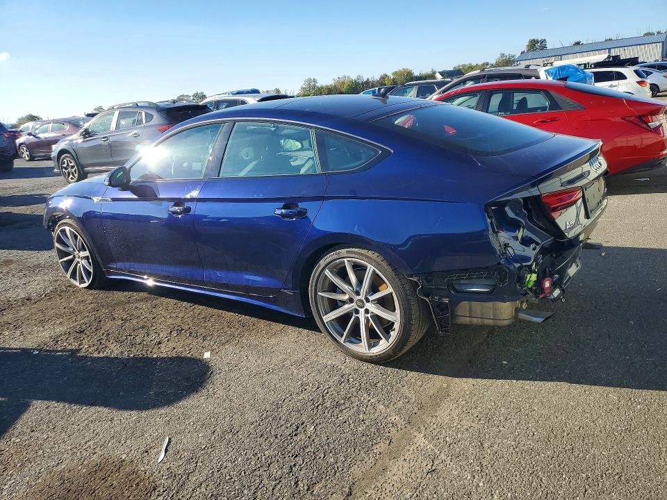 Foto 2 de la subasta – 2025 AUDI A5 con VIN WAUDACF54SA010849