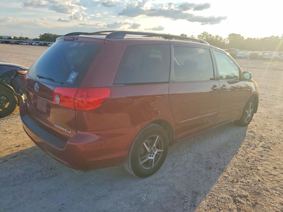 Photo 3 from auction – 2007 TOYOTA SIENNA with VIN 5TDZK23C57S057725