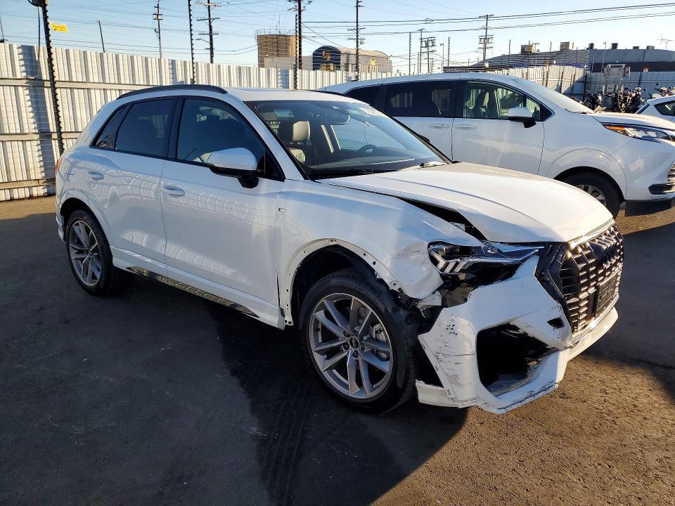 Photo 4 from auction – 2025 AUDI Q3 with VIN WA1DECF3XS1107893